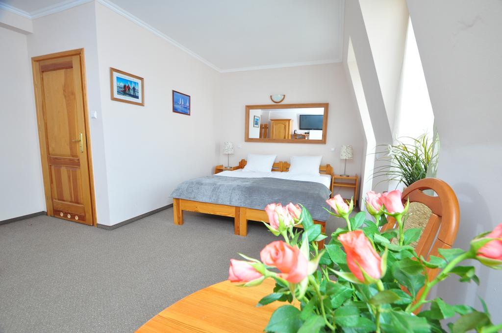 Aparthotel Mikolajki Habitación foto